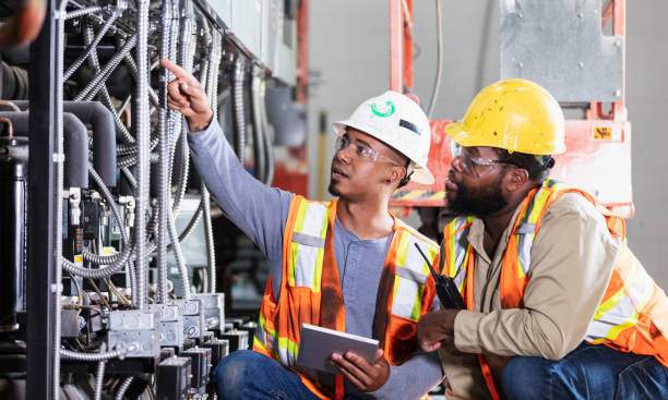 Best Licensed Electrician  in Moorefield, WV